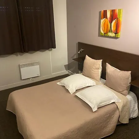 Les Palatines アパートホテル