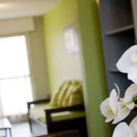Hotel apartamentowy Les Palatines Saint-Etienne (Loire)